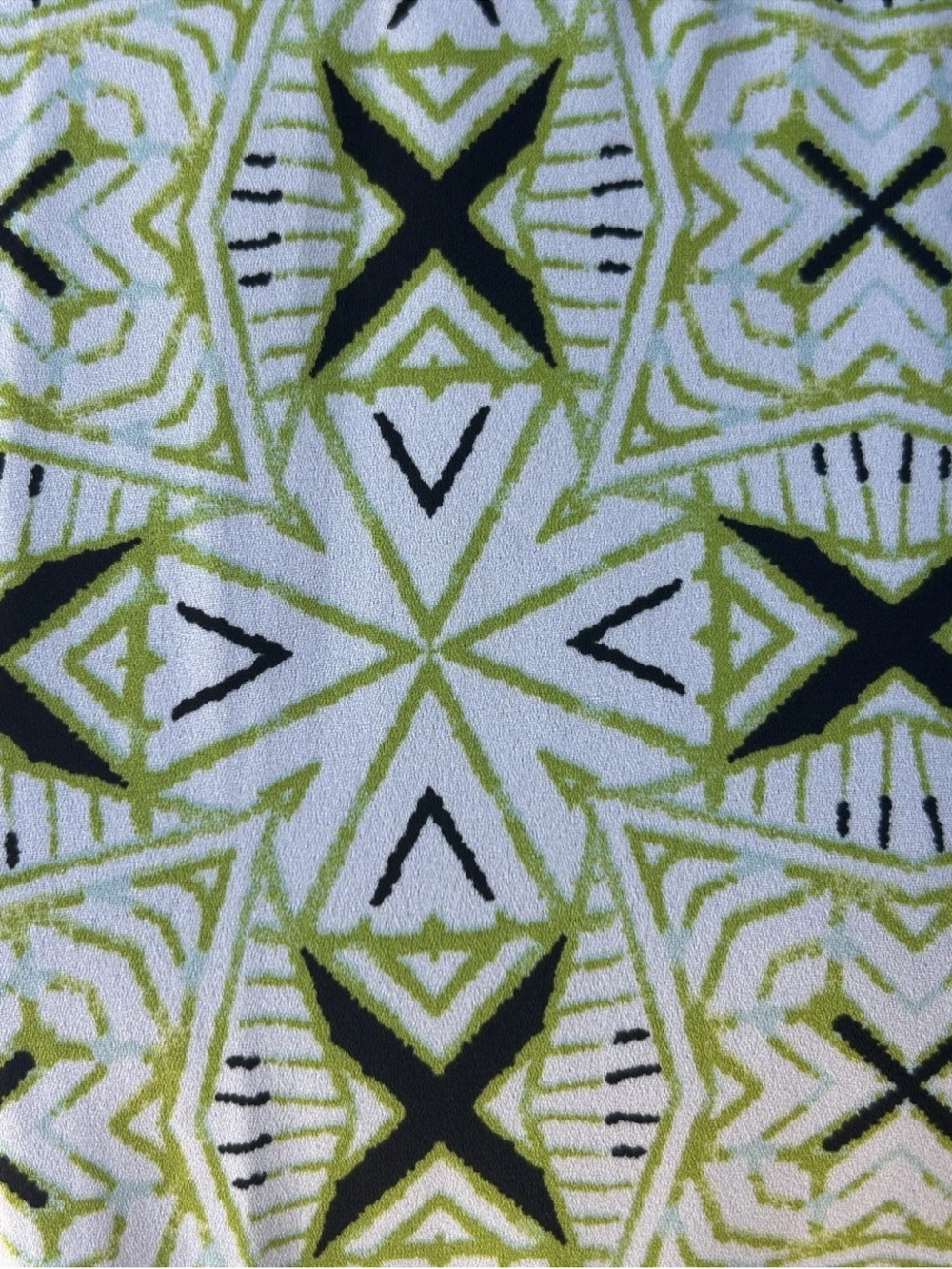 NEW DIRECTIONS Tunic Top S Lime Green Black Geometric Chiffon Sharkbite Hem - Picture 4 of 10